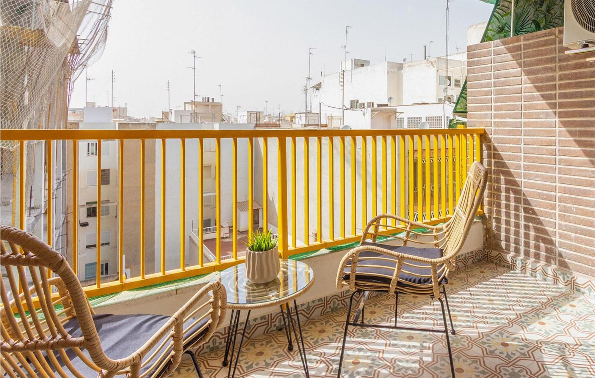 Lovely Apartment In Santa Pola With Kitchen Kültér fotó