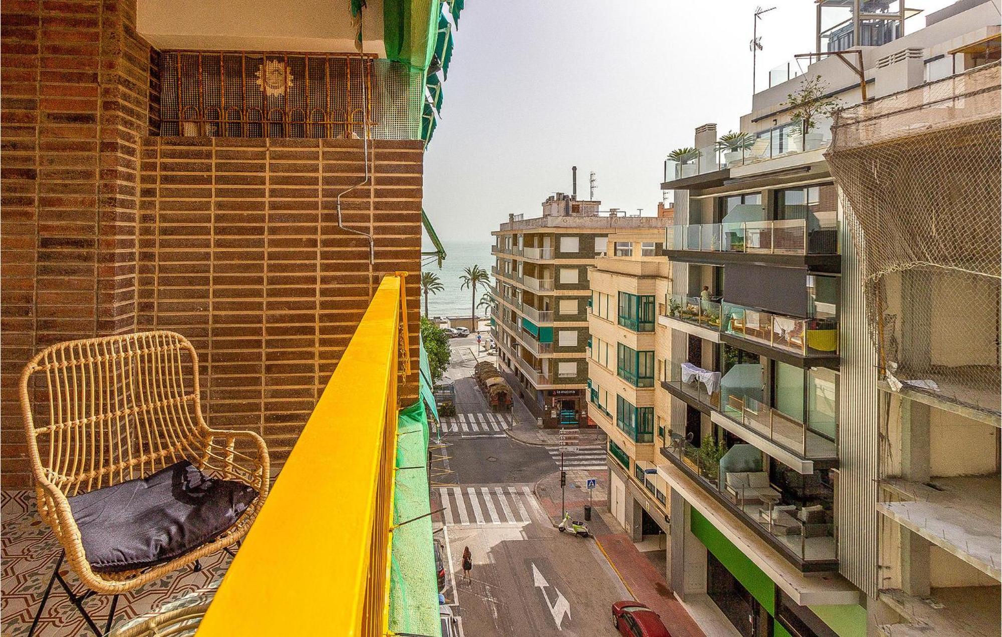 Lovely Apartment In Santa Pola With Kitchen Kültér fotó
